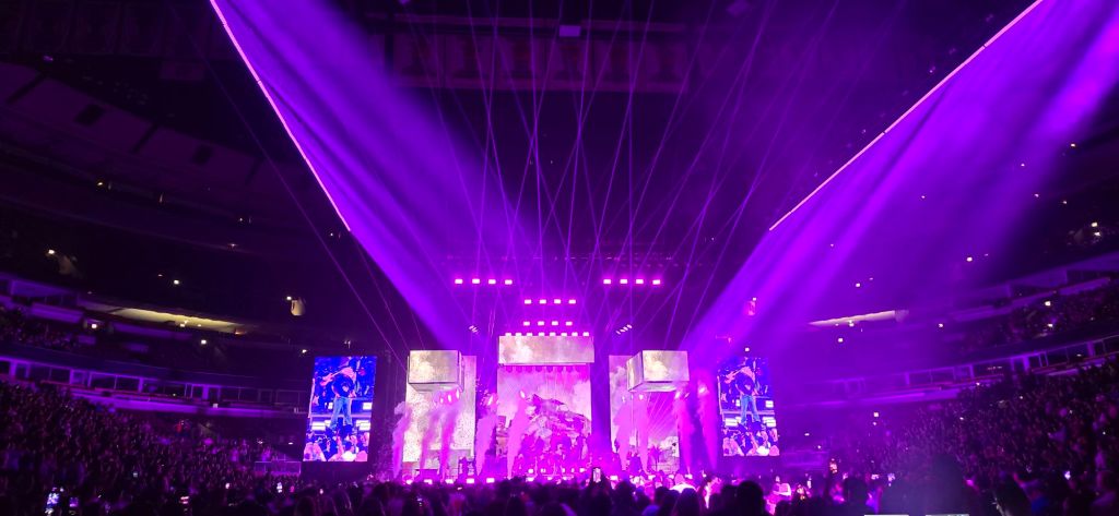 Behind the Magic: Carin Leon’s Boca Chueca Tour&nbsp;2024